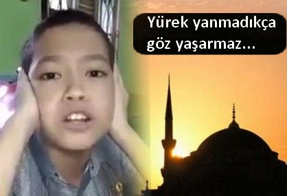 EZAN okurken gözünden yaş gelen çocuk