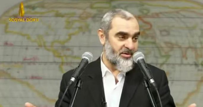 Kot Pantolonlu Yarı Çıplak Müslüman Kızlar - Nureddin Yıldız
