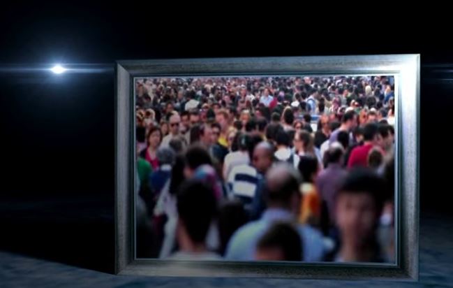 En basit maddelerden bir sanat harikası yapıp, sanatında akılları hayrete düşüren sanatkar kim?